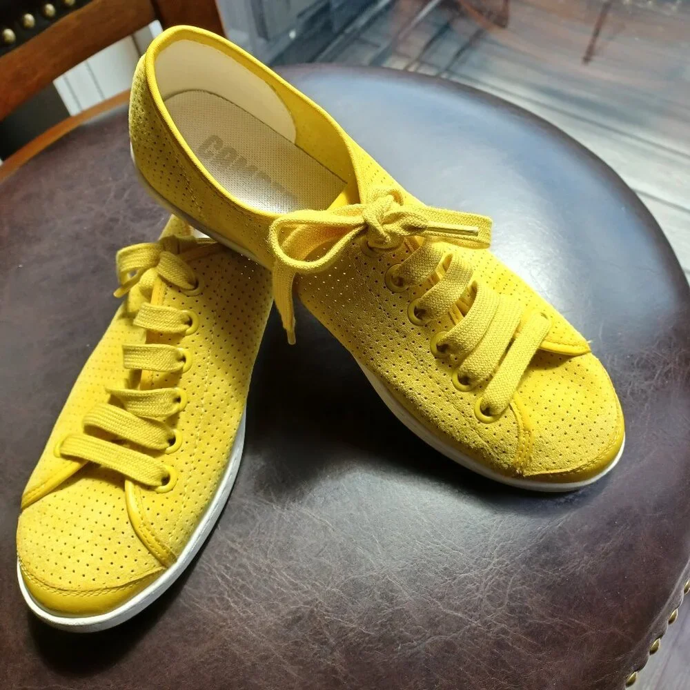 Camper Sneakers Size 40 *Like New - Picture 1 of 3